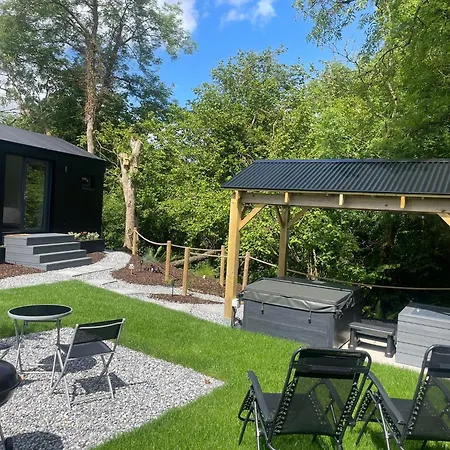 Riverside Retreat Βίλα Monaghan